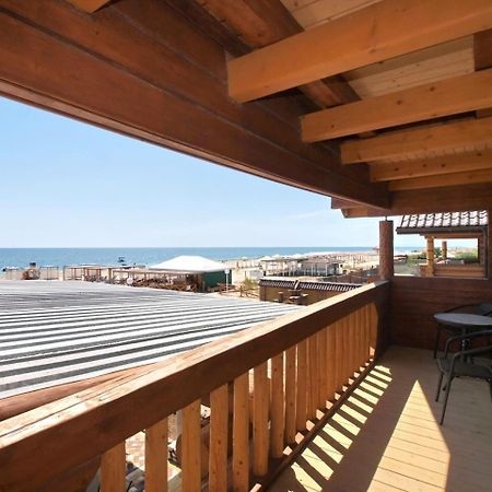 Hotel Пегас Zaliznyj Port Exteriér fotografie