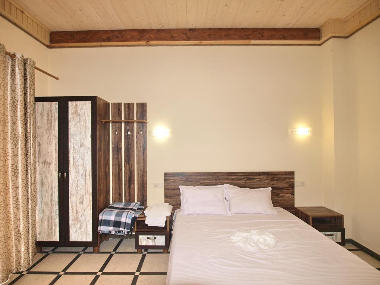 Hotel Пегас Zaliznyj Port Exteriér fotografie