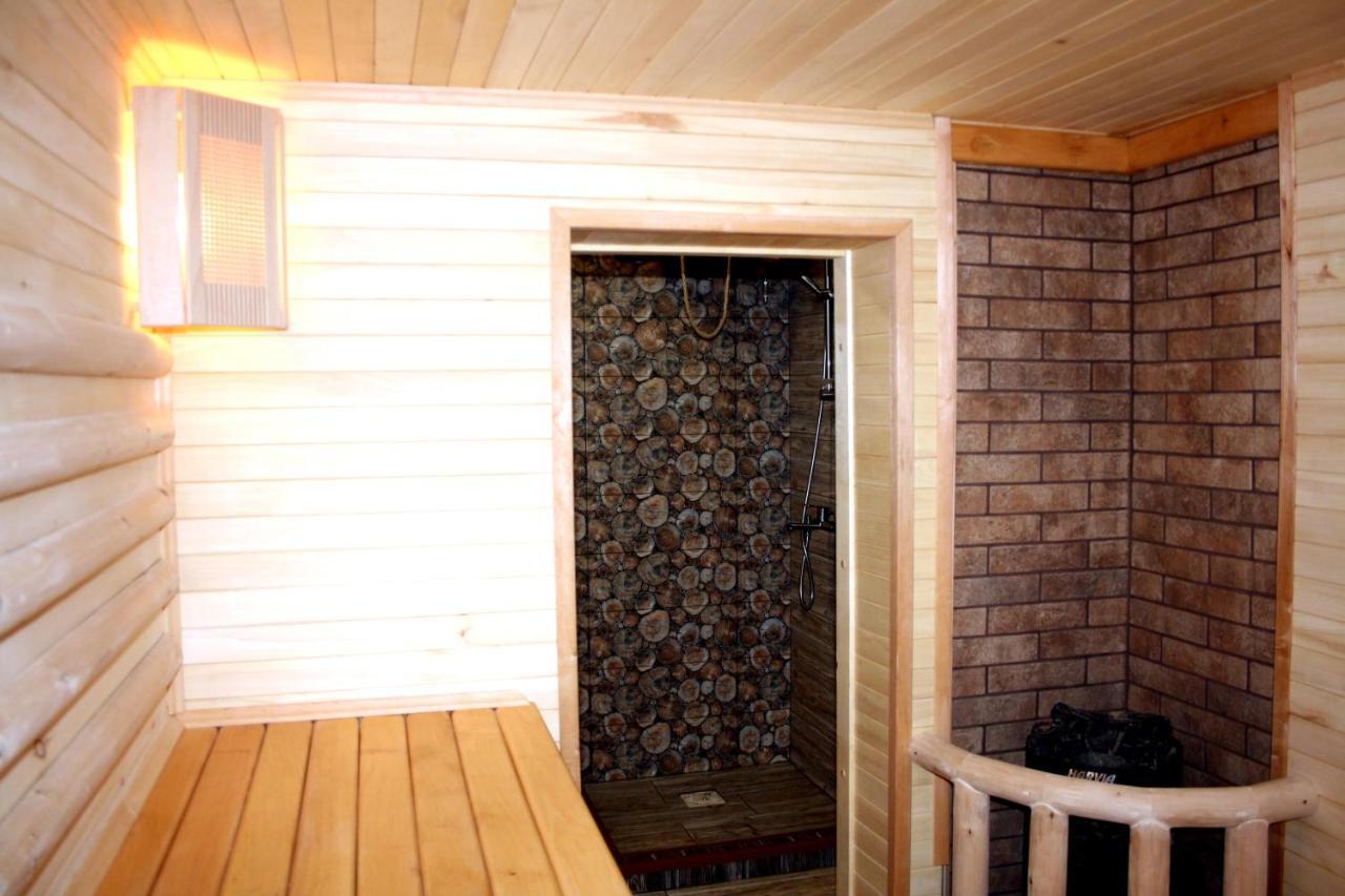 Hotel Пегас Zaliznyj Port Exteriér fotografie